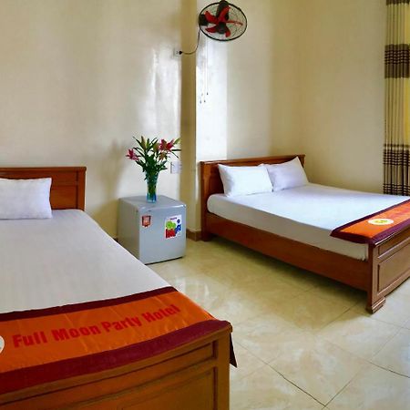 Full Moon Party Hotel Hai Phong Bagian luar foto